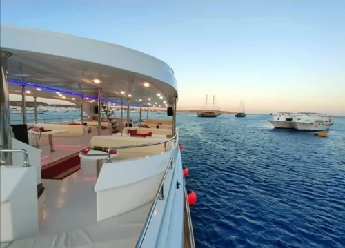 TIRAN ISLAND SEA TRIP IN SHARM EL SHEIKH