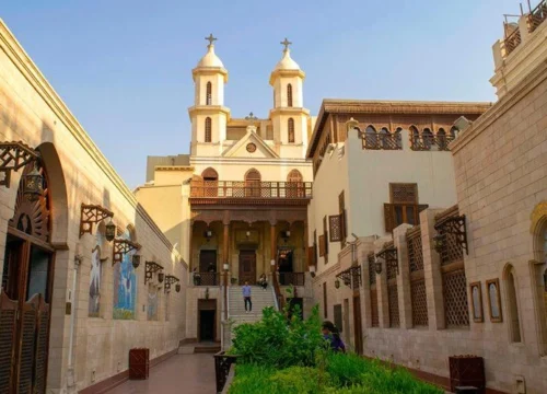 Day Trip To Giza Pyramids, Citadel and Old Cairo